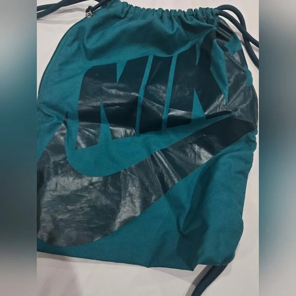 Nike teal turquoise drawstring bag